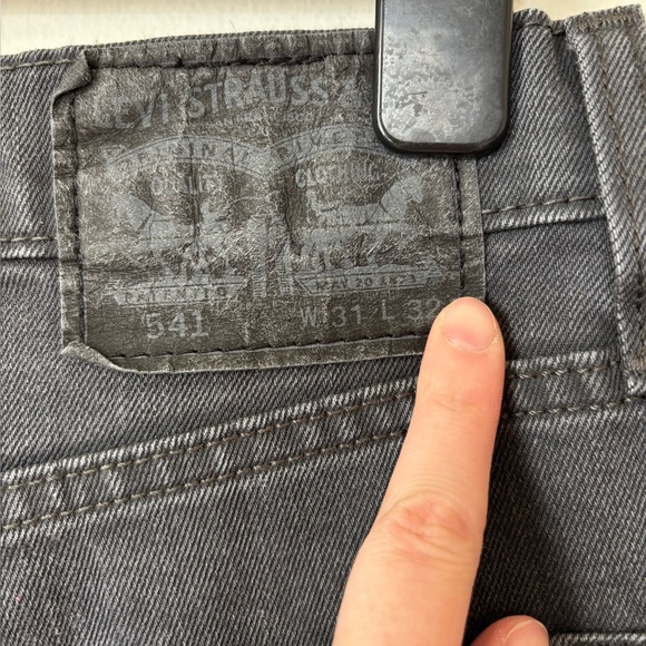 🎉4/30$🎉 Levi’s Washed Grey Jeans – Size 31 - Picture 4 of 5